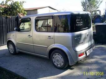 2003 Nissan Cube Images