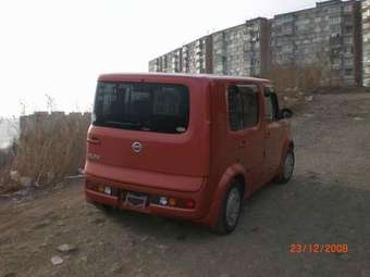 2003 Nissan Cube Photos