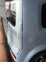 2003 Nissan Cube Photos