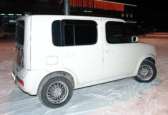 2003 Nissan Cube Pictures