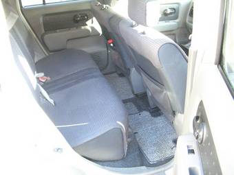 2003 Nissan Cube Pics