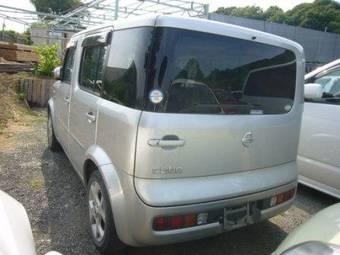 2003 Nissan Cube Photos