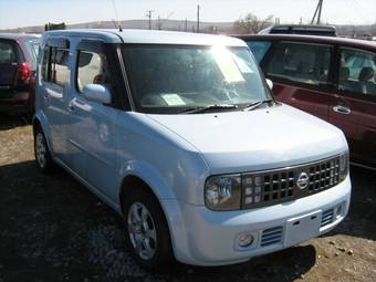 2003 Nissan Cube Pictures