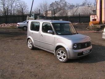 2003 Nissan Cube Pictures