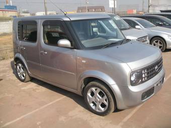 2003 Nissan Cube Pictures