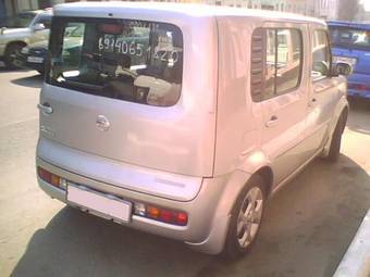 2003 Nissan Cube Photos