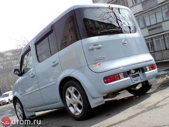 2003 Nissan Cube Wallpapers