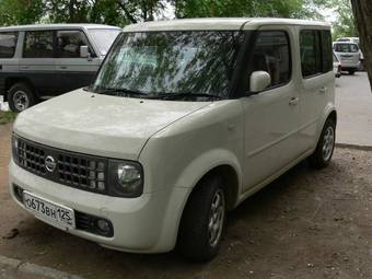 2003 Nissan Cube Wallpapers