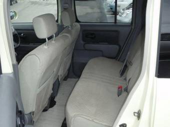 2003 Nissan Cube Pics