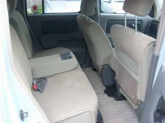 2003 Nissan Cube Images
