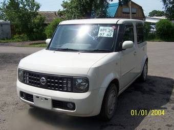 2003 Nissan Cube Pictures