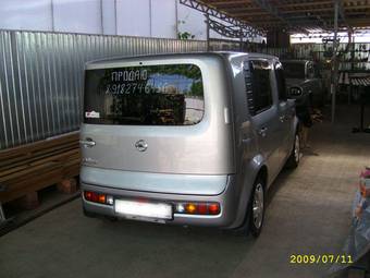 2003 Nissan Cube Photos