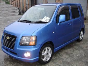 2003 Nissan Cube Photos