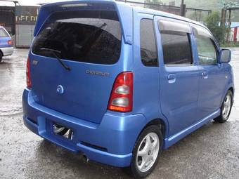 2003 Nissan Cube Wallpapers