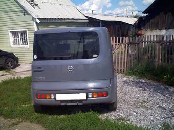 2003 Nissan Cube Photos
