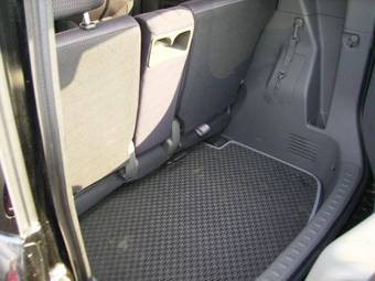 2003 Nissan Cube Pictures