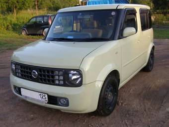 2003 Nissan Cube Pics