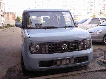 2003 Nissan Cube Photos