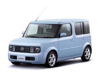 2003 Nissan Cube Photos
