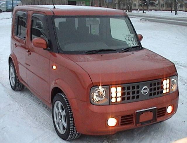 2004 Nissan Cube