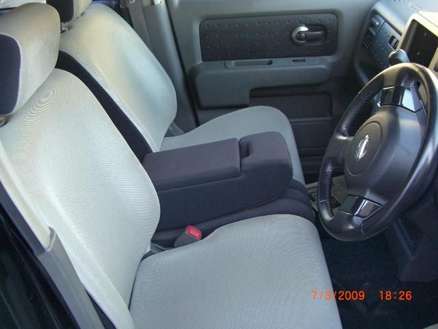 2004 Nissan Cube