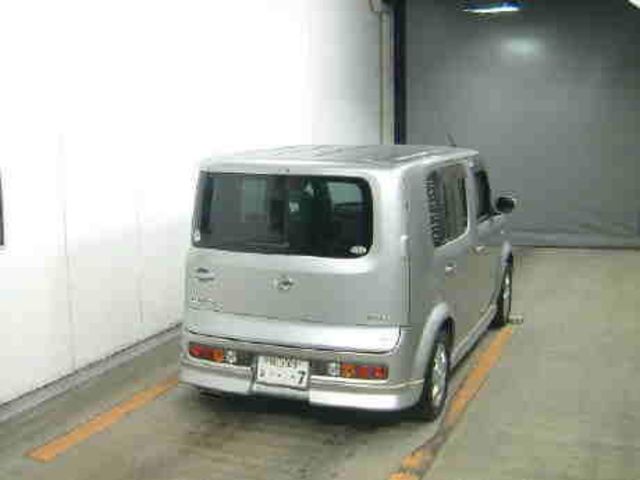 2004 Nissan Cube