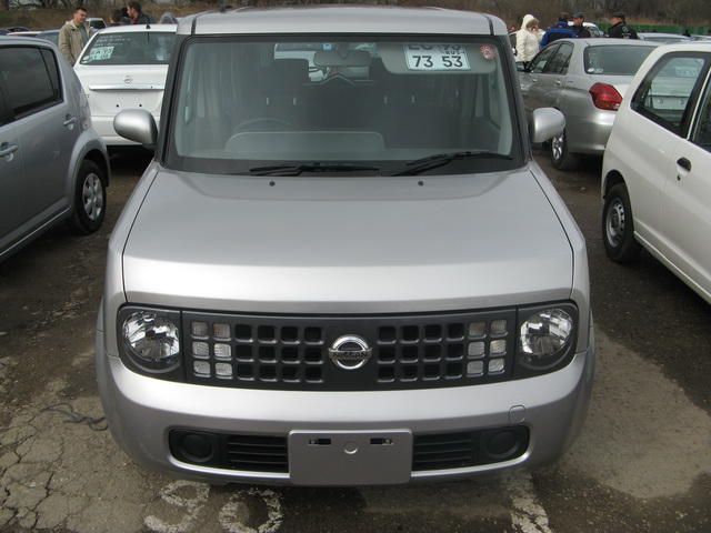 2004 Nissan Cube