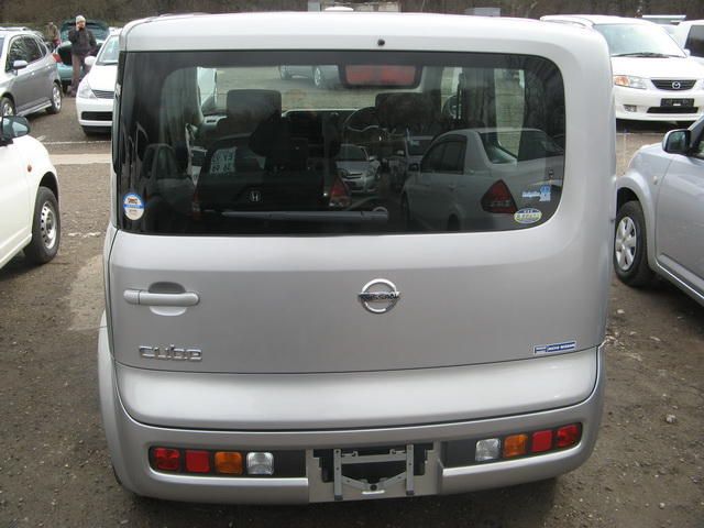 2004 Nissan Cube