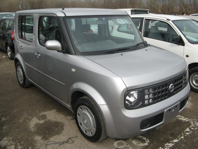 2004 Nissan Cube