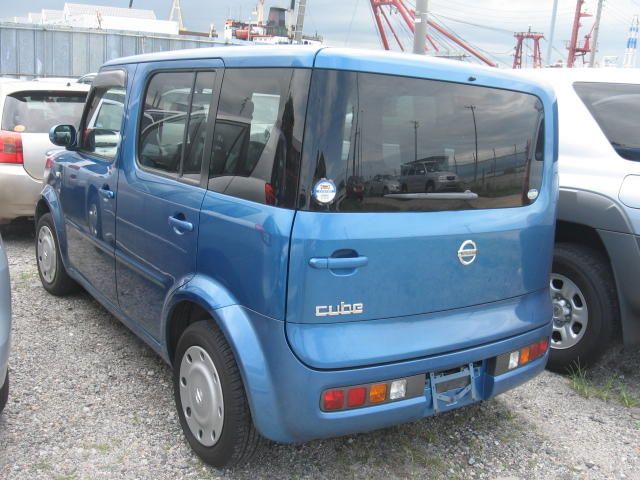 2004 Nissan Cube