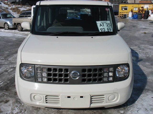 2004 Nissan Cube