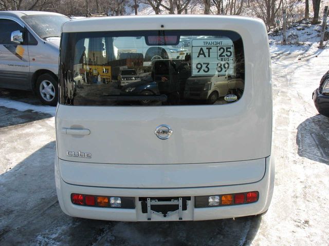 2004 Nissan Cube