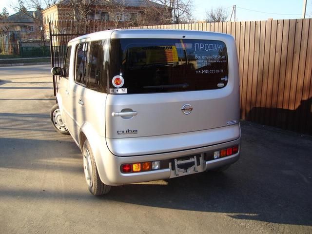 2004 Nissan Cube