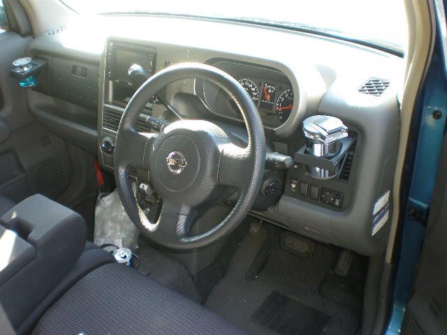2004 Nissan Cube