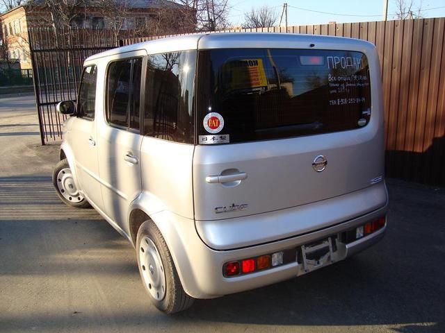 2004 Nissan Cube