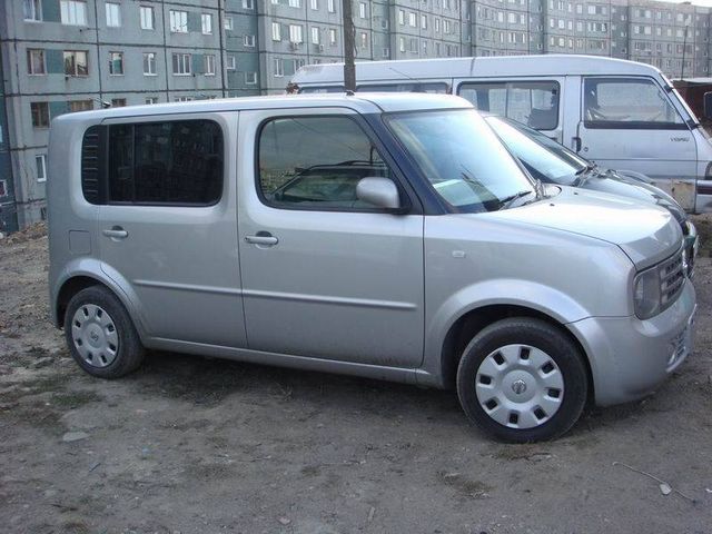 2004 Nissan Cube
