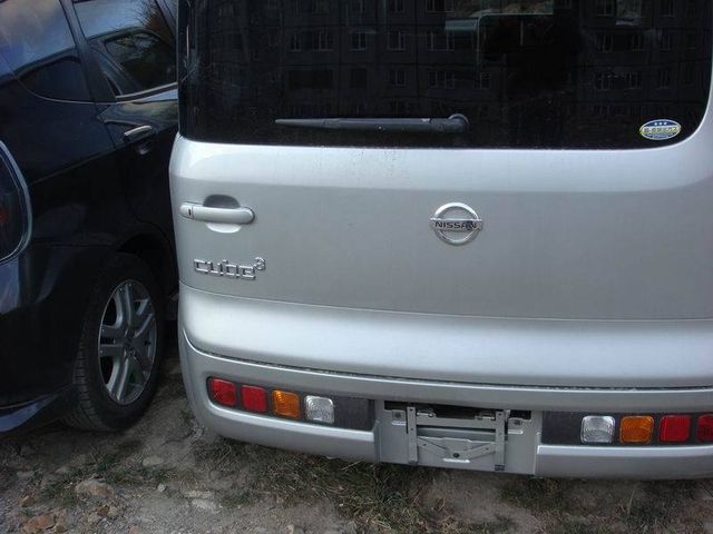 2004 Nissan Cube