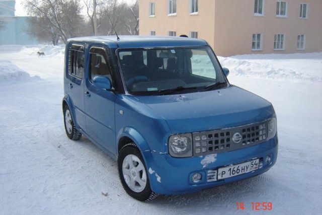 2004 Nissan Cube