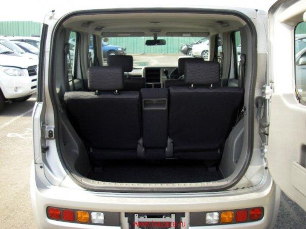 2004 Nissan Cube
