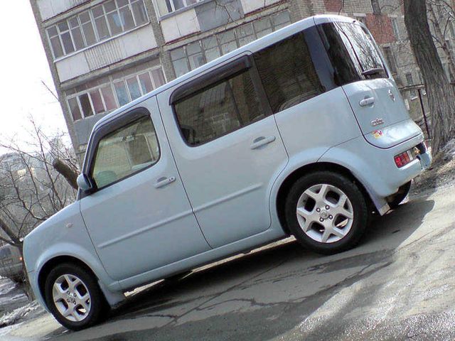 2004 Nissan Cube