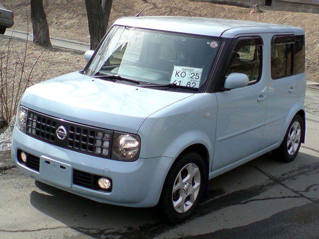 2004 Nissan Cube