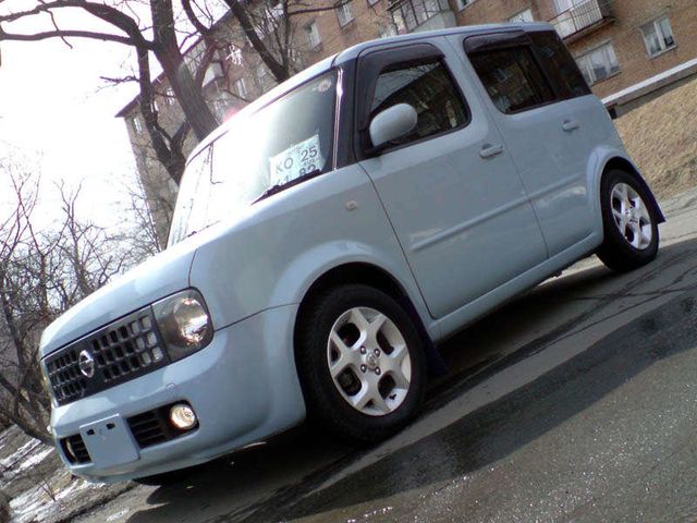 2004 Nissan Cube