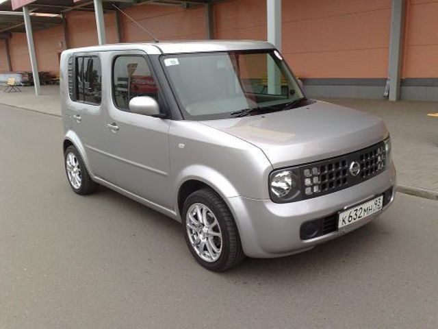 2004 Nissan Cube