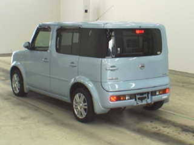 2004 Nissan Cube
