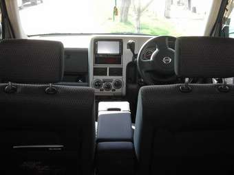 2004 Nissan Cube Images