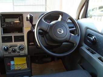 2004 Nissan Cube Pictures