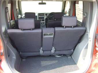 2004 Nissan Cube Pictures