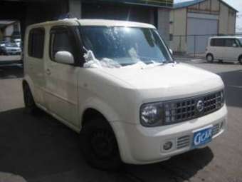2004 Nissan Cube Pictures