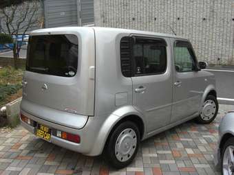2004 Nissan Cube Pictures