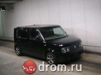 2004 Nissan Cube Pictures